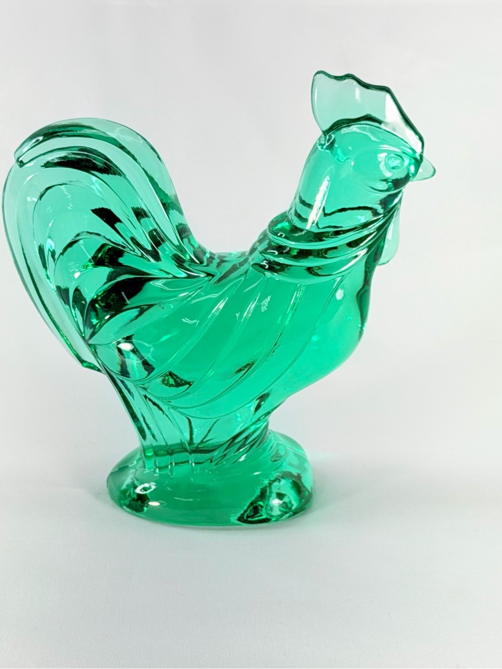 Fenton Emerald Green Glass Rooster Sculpture